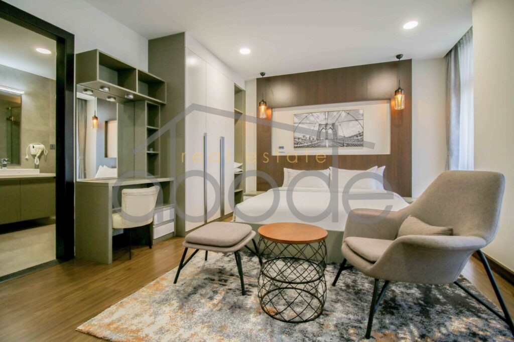 Luxury 1 bedroom serviced apartment for rent BKK 2 central Phnom Penh