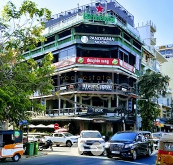 best phnom penh riverside restaurants with a view