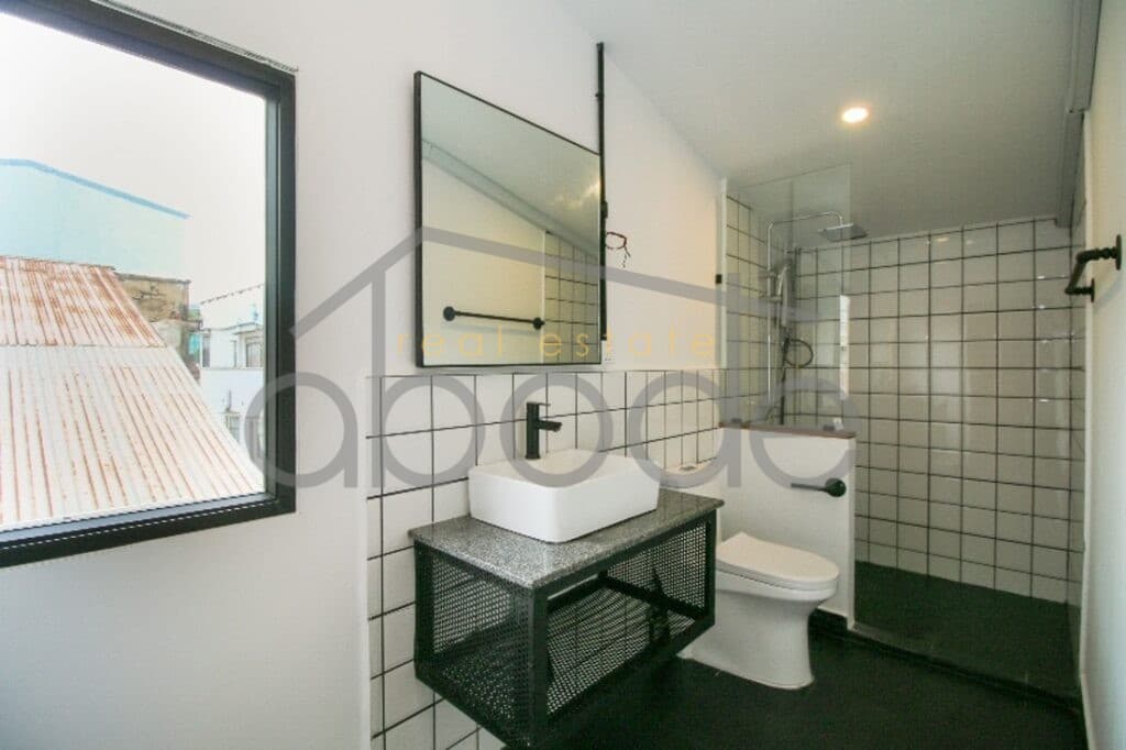 Stylish apartment for rent Independence Monument