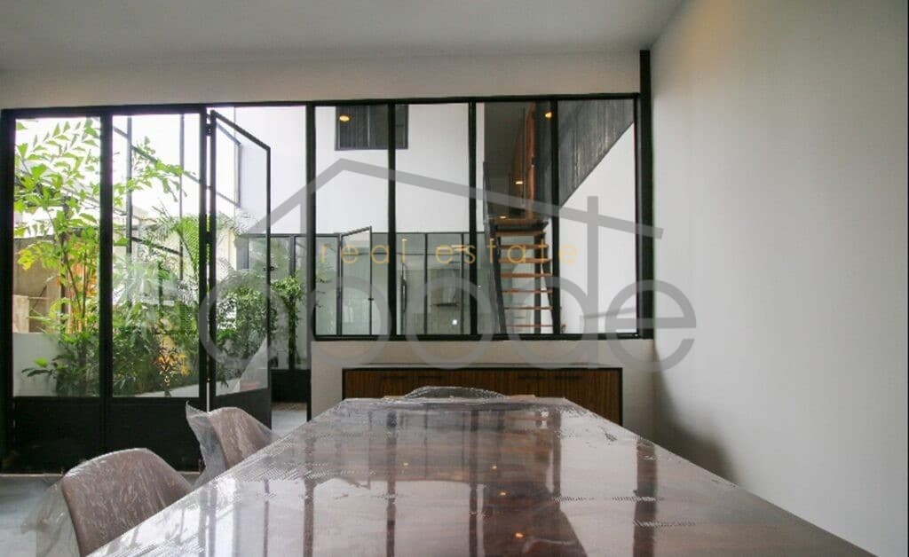 Stylish apartment for rent Independence Monument