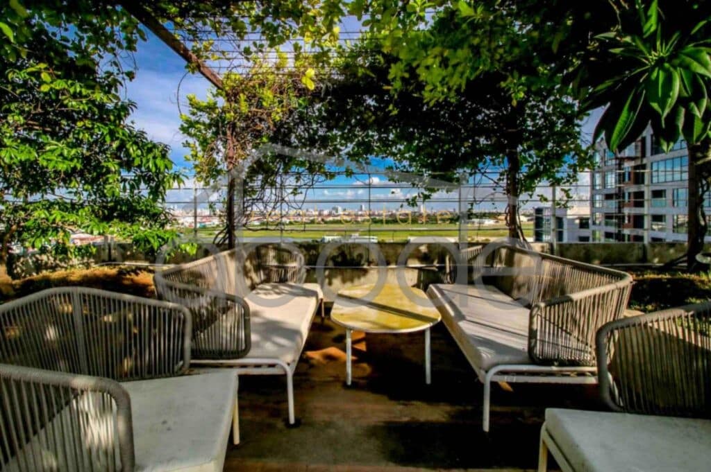 2 bedroom apartment bodaiju porsenchey phnom penh airport for sale
