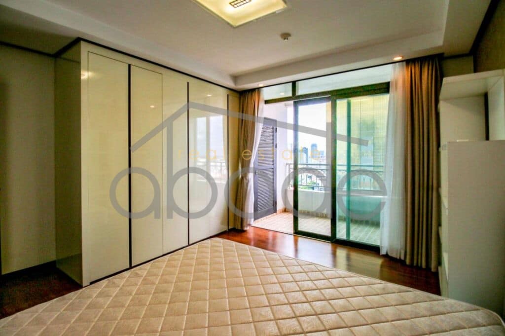 2 bedroom apartment for rent BKK 1 central Phnom Penh