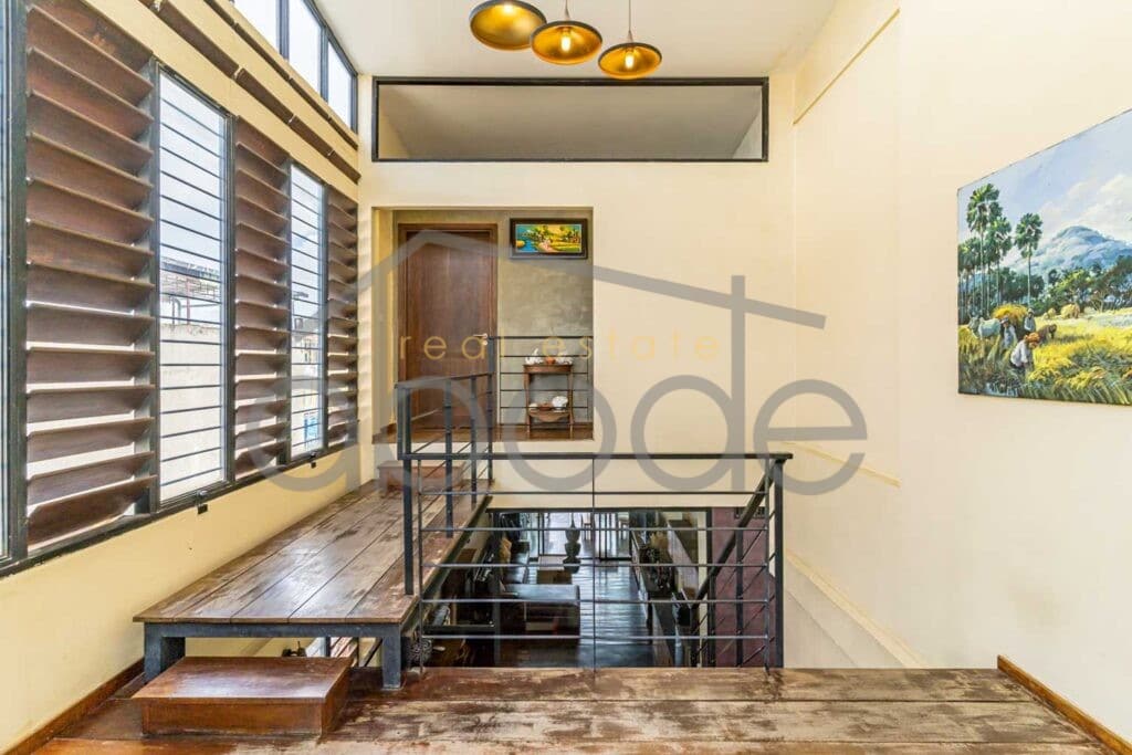 2 bedroom apartment for rent Riverside Daun Penh