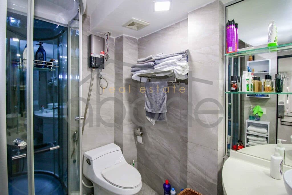 2 bedroom apartment for sale Daun Penh central Phnom Penh