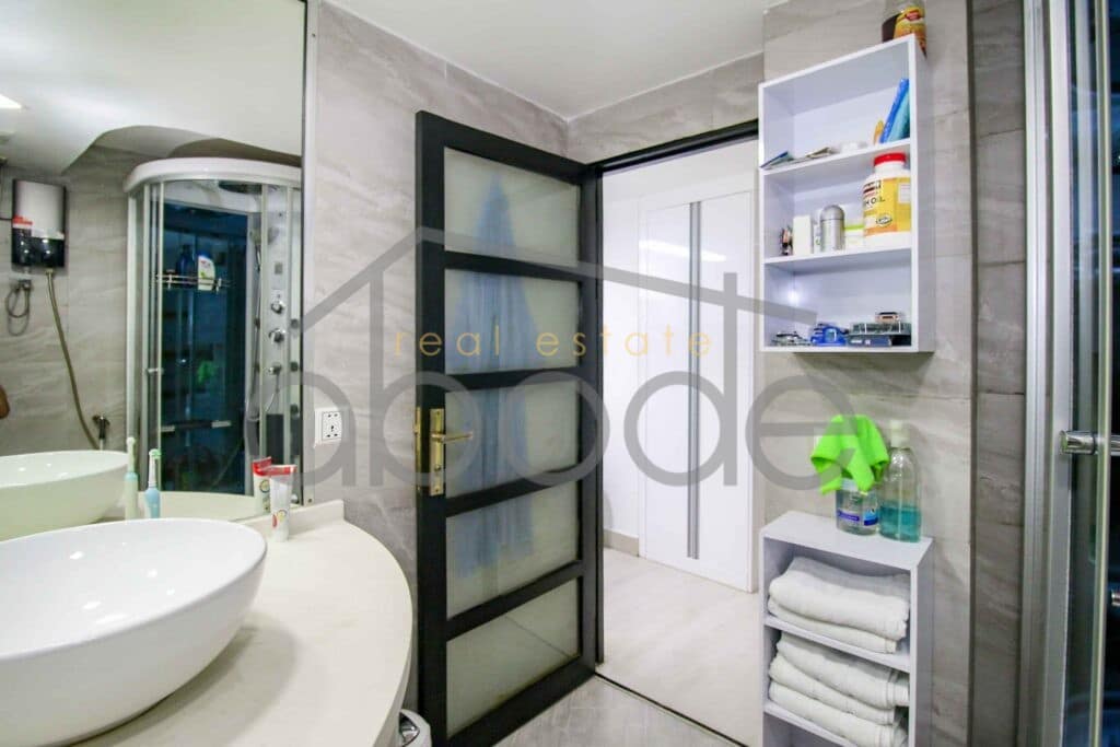 2 bedroom apartment for sale Daun Penh central Phnom Penh
