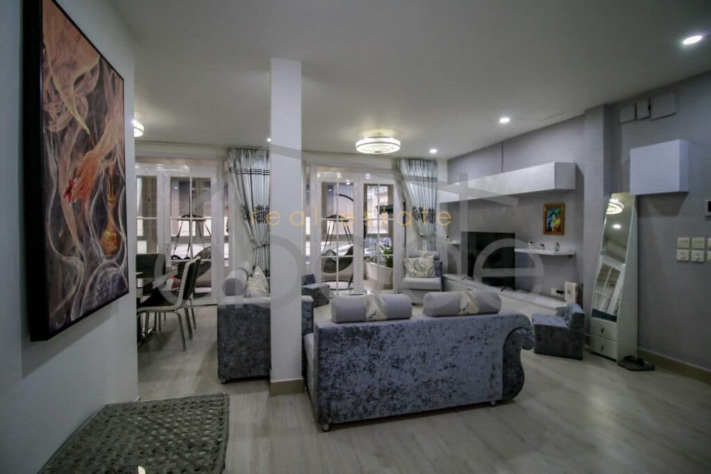 2 bedroom apartment for sale Daun Penh central Phnom Penh