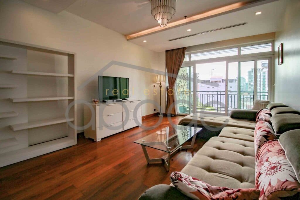 2 bedroom serviced apartment for rent BKK 1 Phnom Penh