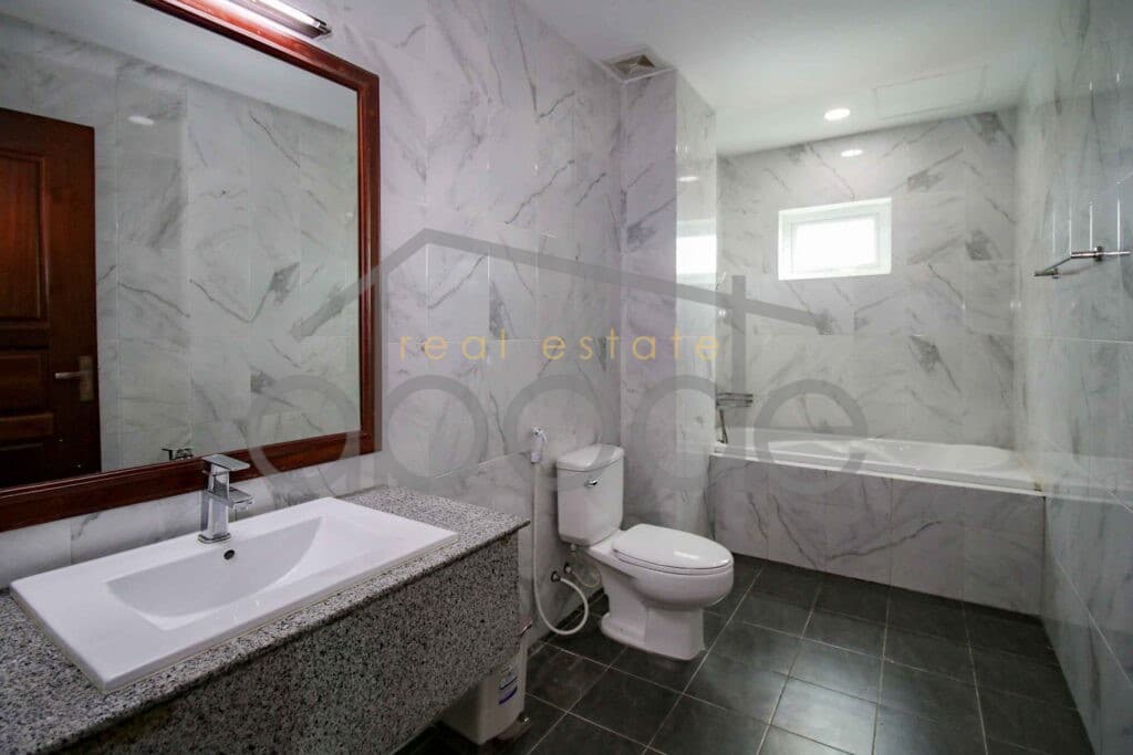 2 bedroom serviced apartment for rent BKK 1 Phnom Penh