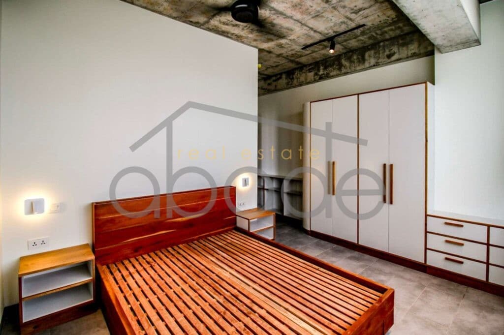 Luxury duplex 4 bedroom apartment for rent Chroy Changvar