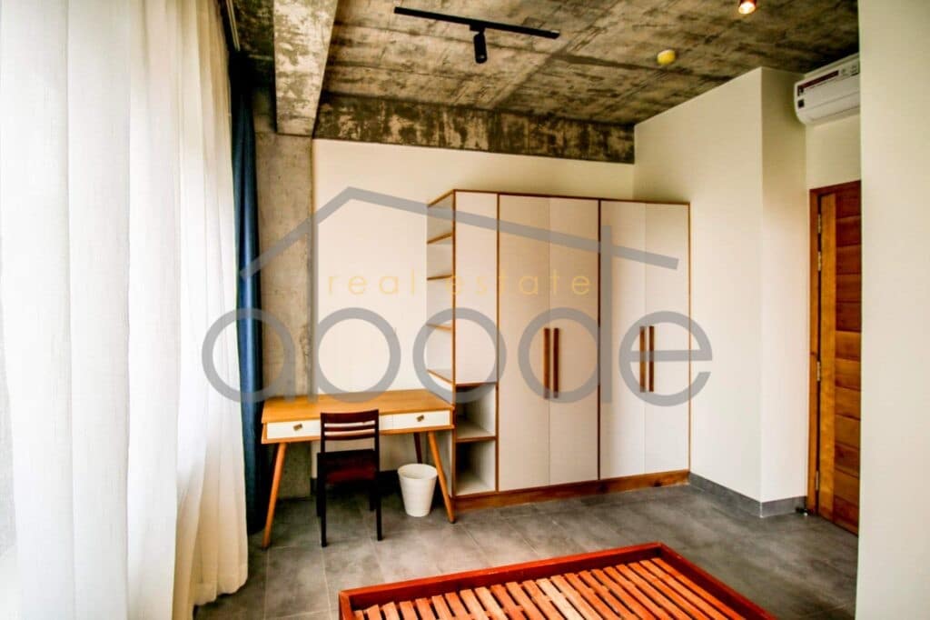 Luxury duplex 4 bedroom apartment for rent Chroy Changvar