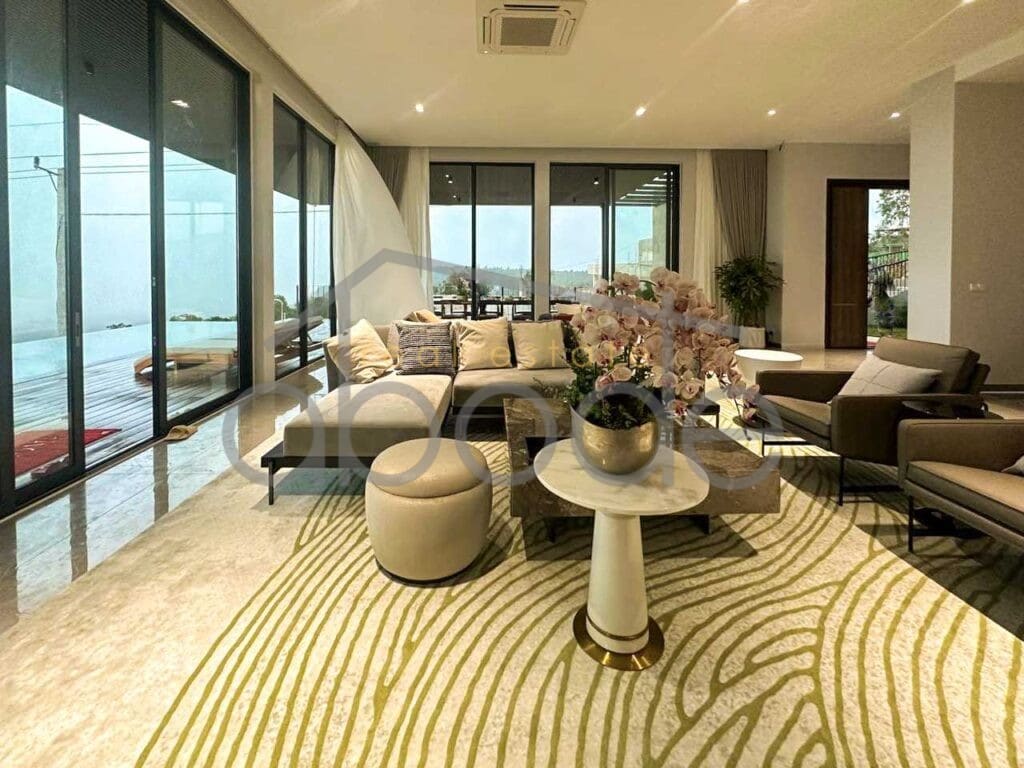 Luxury villa for sale Kampong Som