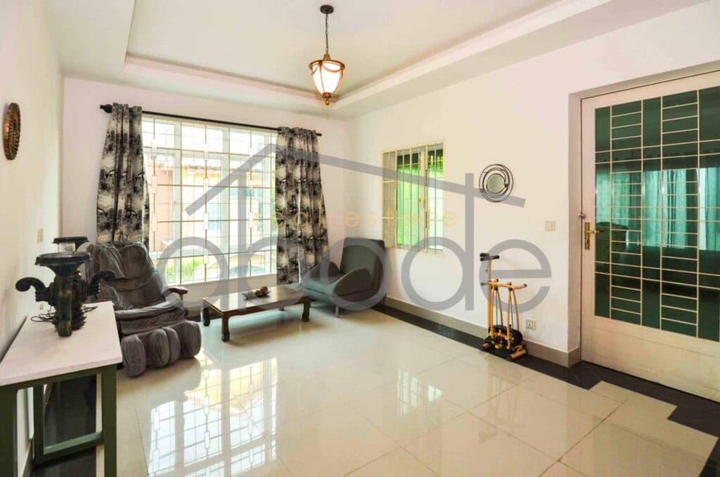 Villa for rent Chroy Changvar Phnom Penh