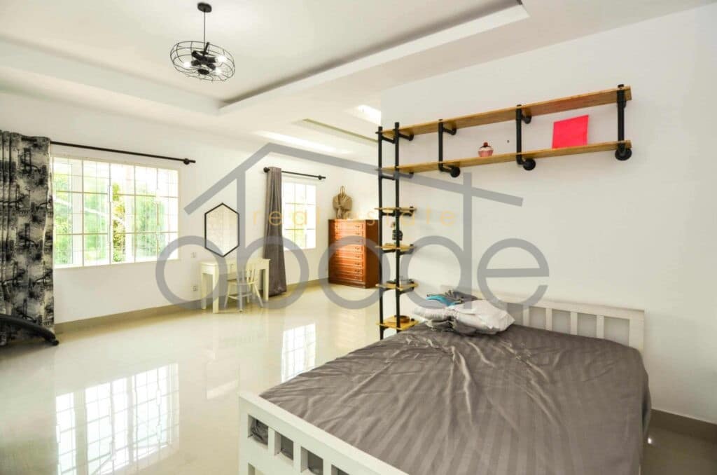 Villa for rent Chroy Changvar Phnom Penh