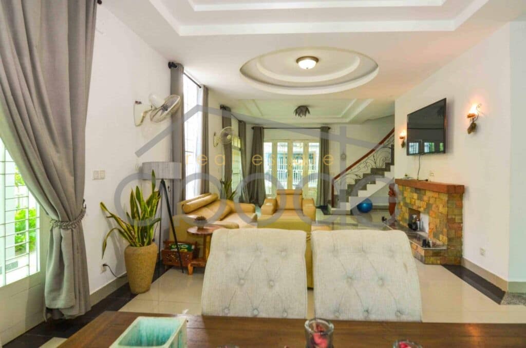 Villa for rent Chroy Changvar Phnom Penh