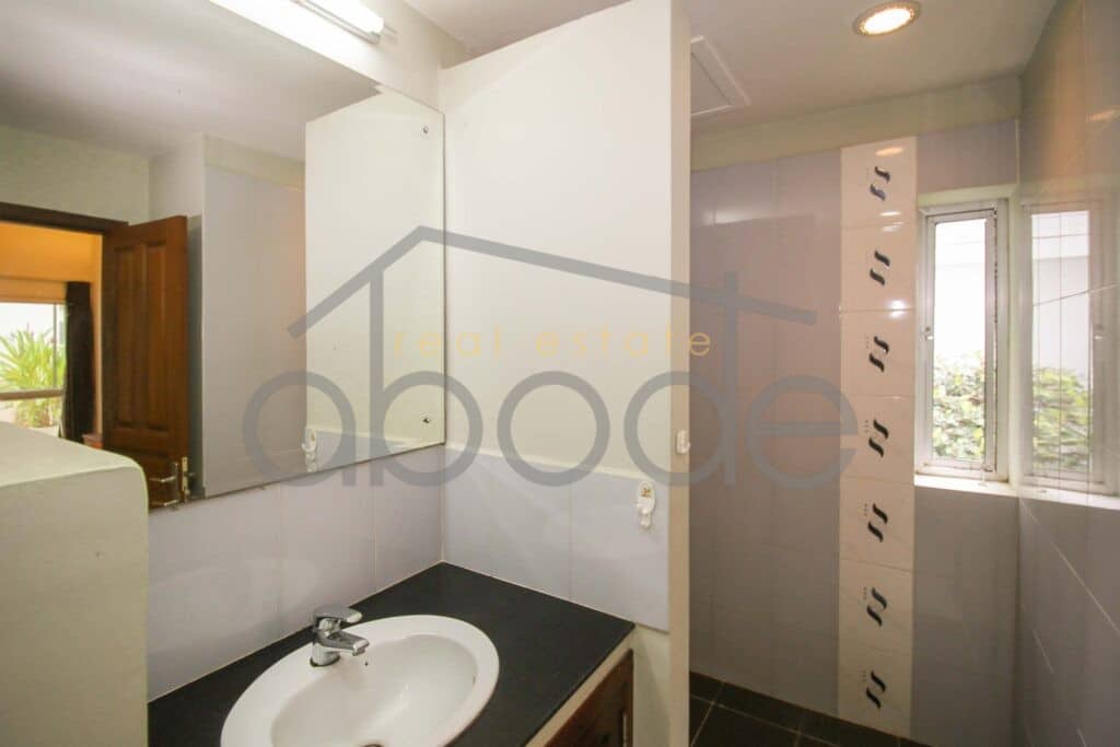 apartment for rent bassac lane independence monument