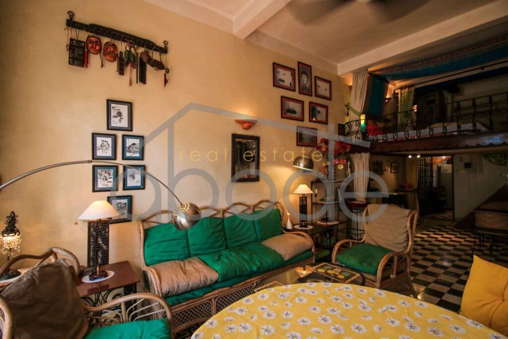 1 bedroom colonial style apartment for rent Daun Penh