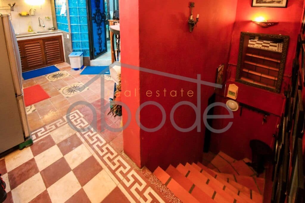 1 bedroom colonial style apartment for rent Daun Penh