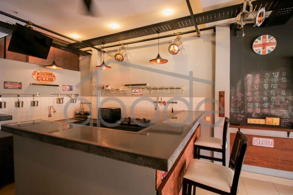 1 bedroom duplex apartment for rent Daun Penh