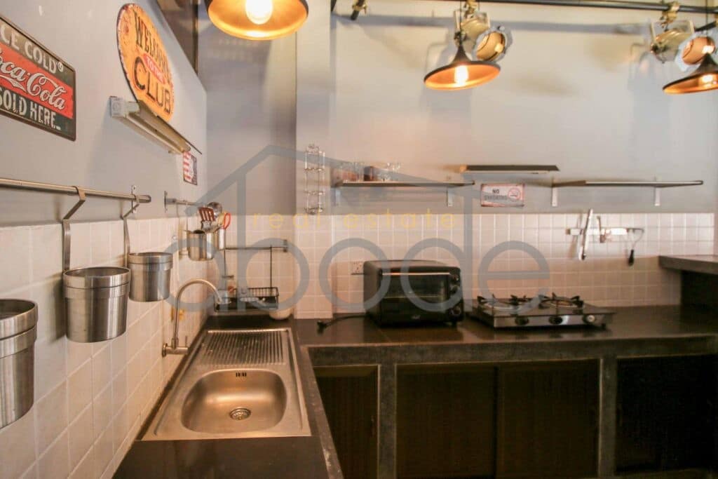 1 bedroom duplex apartment for rent Daun Penh
