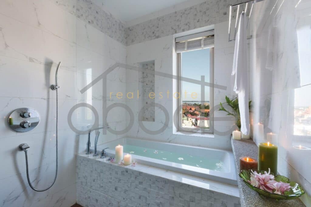 2-bedroom apartment for rent Daun Penh central Phnom Penh