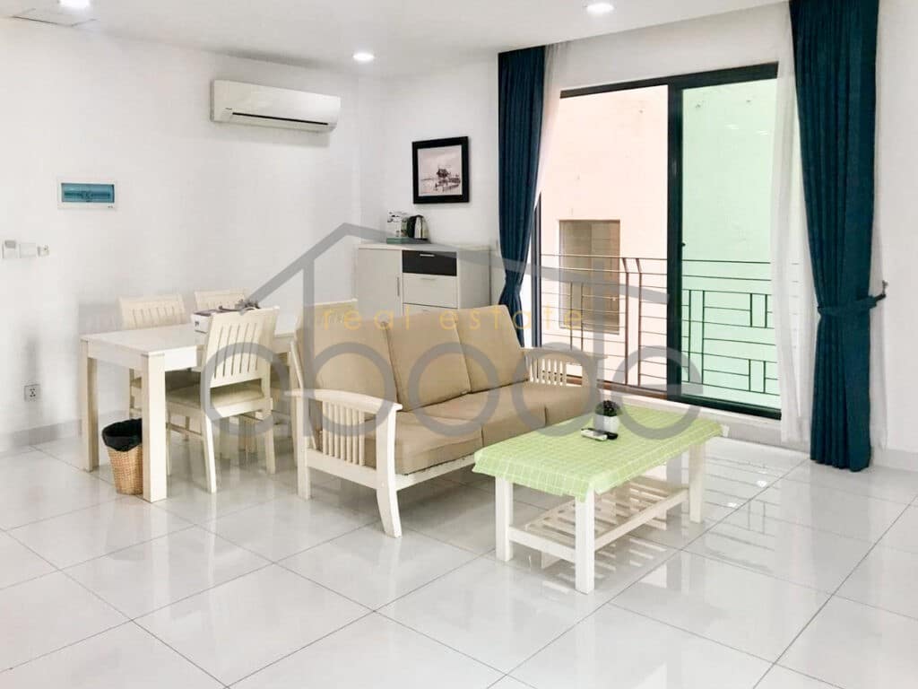 2 bedroom apartment for rent Russian Market