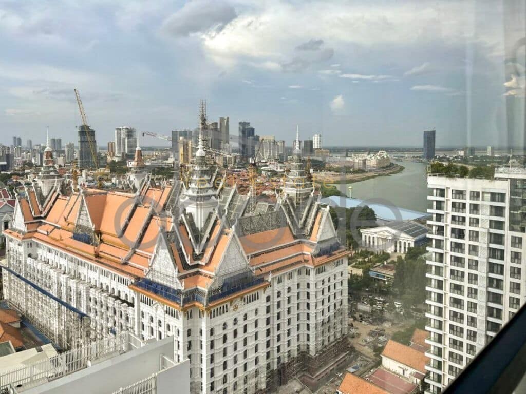 2 bedroom apartment for rent Tonle Bassac