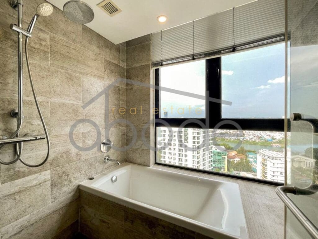 2 bedroom apartment for rent Tonle Bassac
