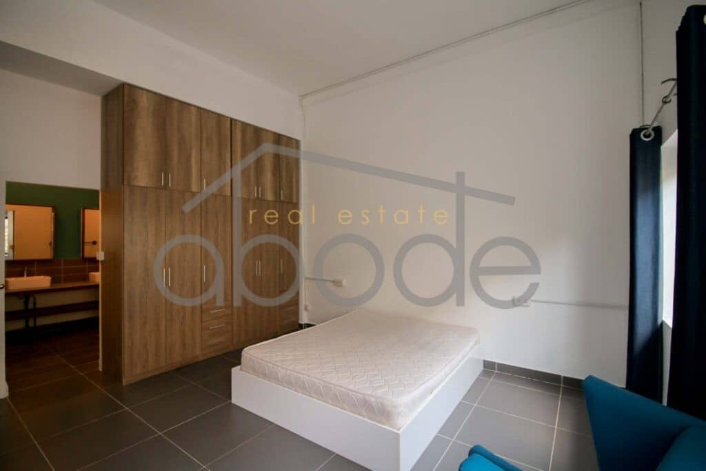 3 bedroom apartment for rent Central Market