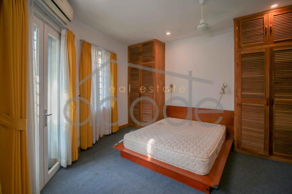 3 bedroom apartment for rent central phnom penh