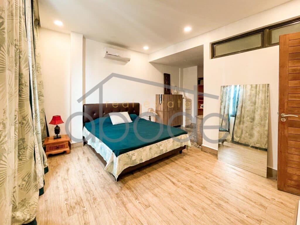 3 bedroom apartment for sale Central Market (1)