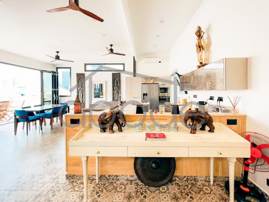 3 bedroom apartment for sale Central Market (1)
