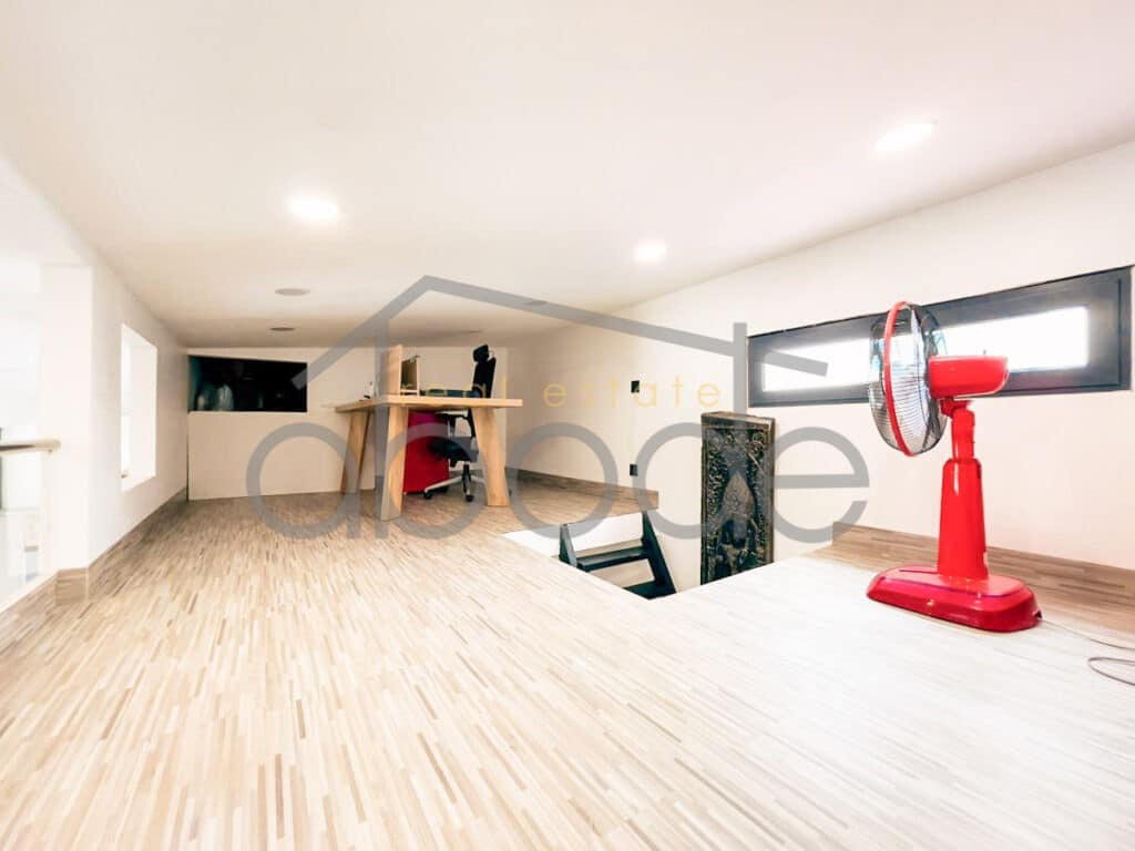 3 bedroom apartment for sale Central Market (1)
