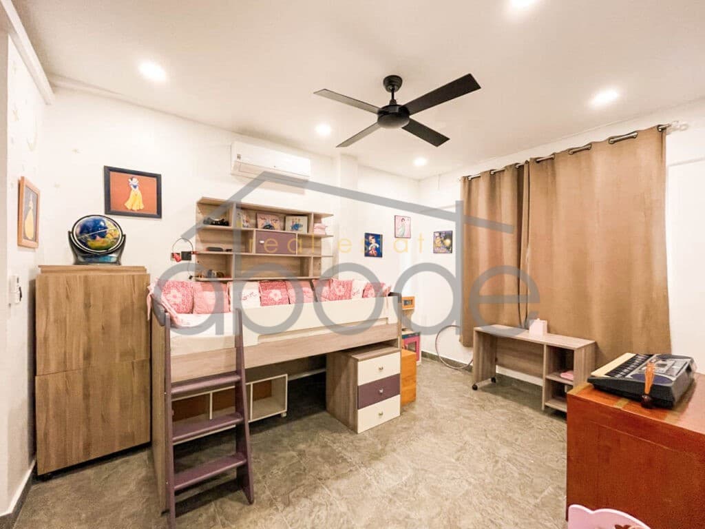 3 bedroom apartment for sale Central Market (1)
