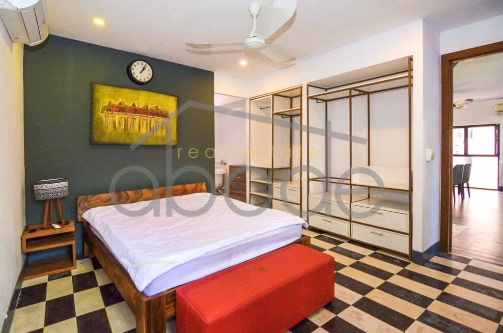 3 bedroom duplex near BKK 1 Prampi Makara
