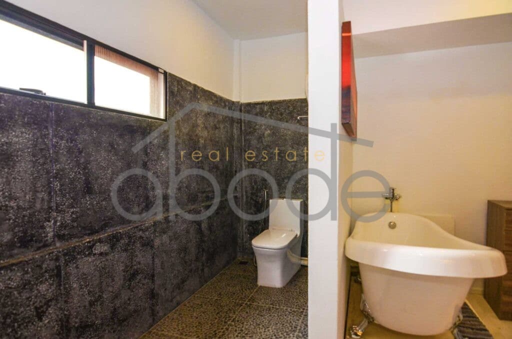 3 bedroom duplex near BKK 1 Prampi Makara
