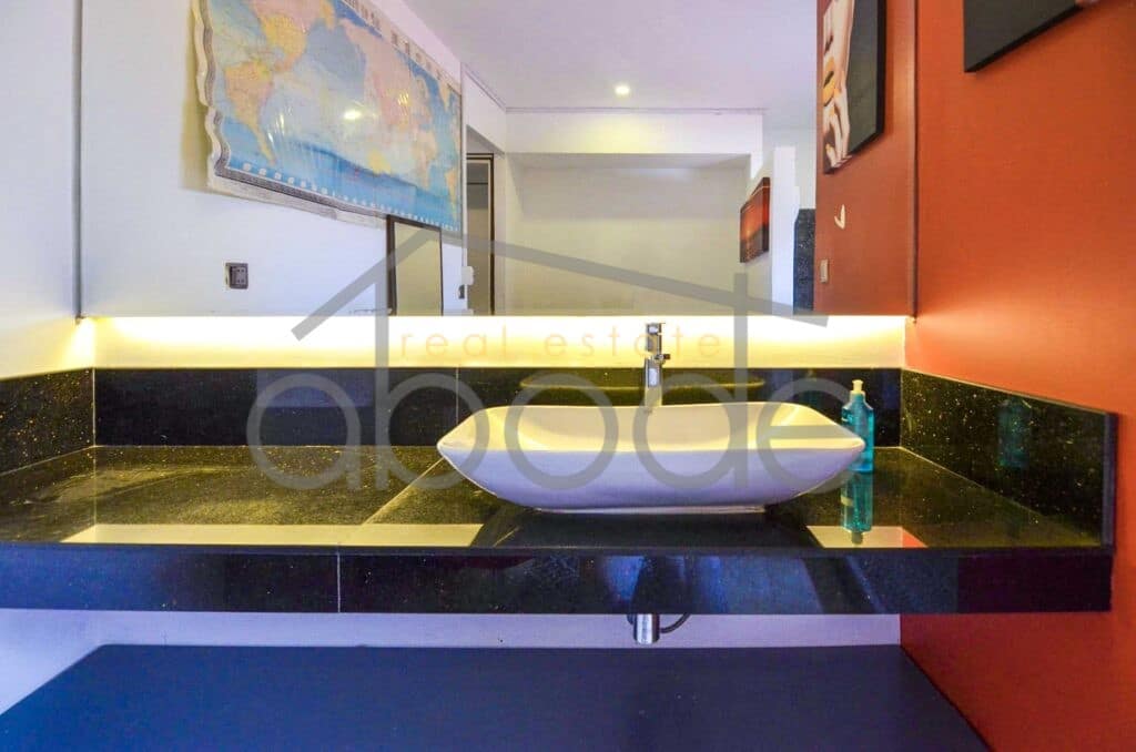 3 bedroom duplex near BKK 1 Prampi Makara