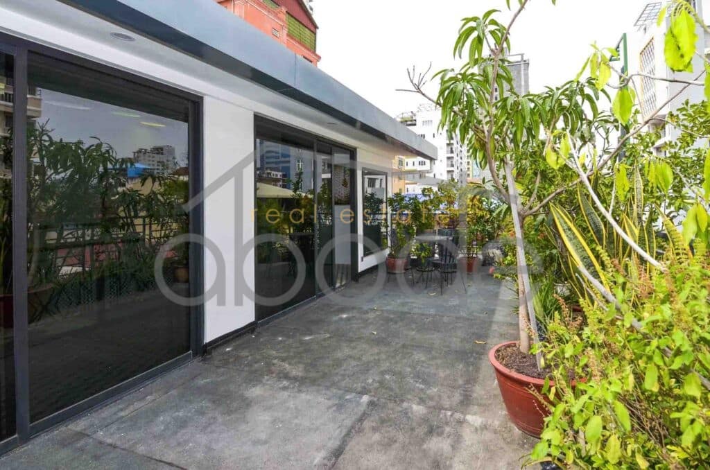 3 bedroom duplex near BKK 1 Prampi Makara