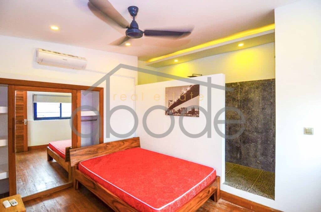 3 bedroom duplex near BKK 1 Prampi Makara