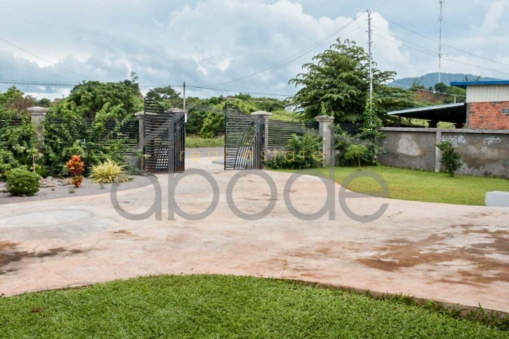 3 bedroom villa for sale Pailin Cambodia