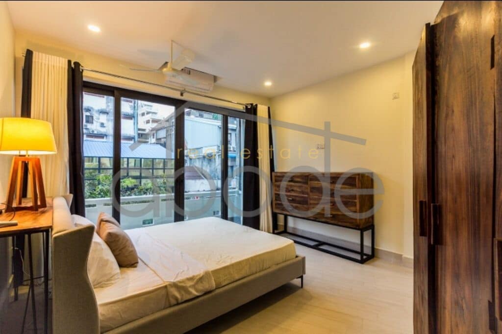 Apartment for rent Daun Penh Riverside