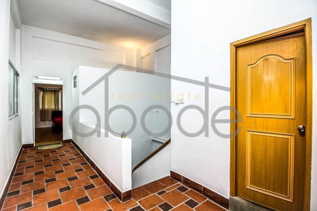 Large 2 bedroom apartment roof terrace for sale Daun Penh