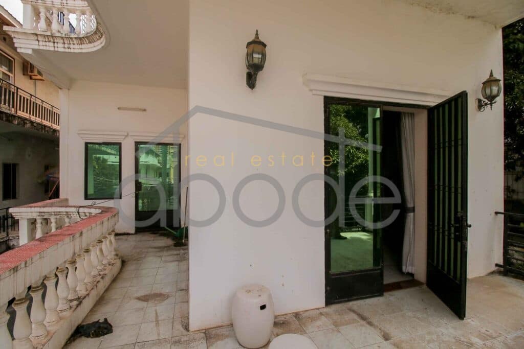 Large villa for rent Boeung Reang central Phnom Penh