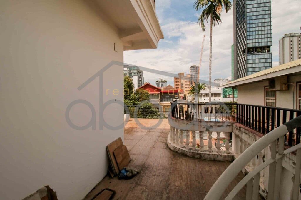 Large villa for rent Boeung Reang central Phnom Penh