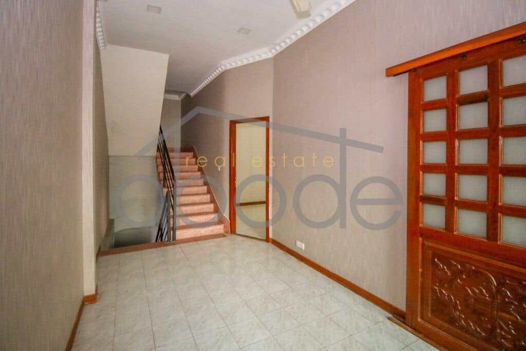 Large villa for rent Boeung Reang central Phnom Penh