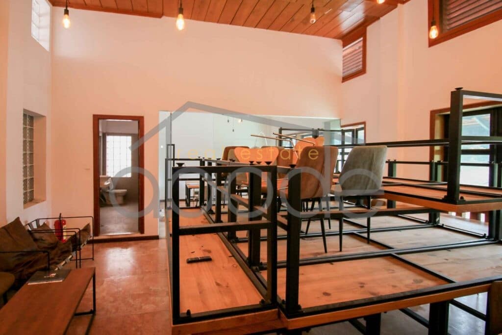 Large villa for rent Daun Penh central Phnom Penh