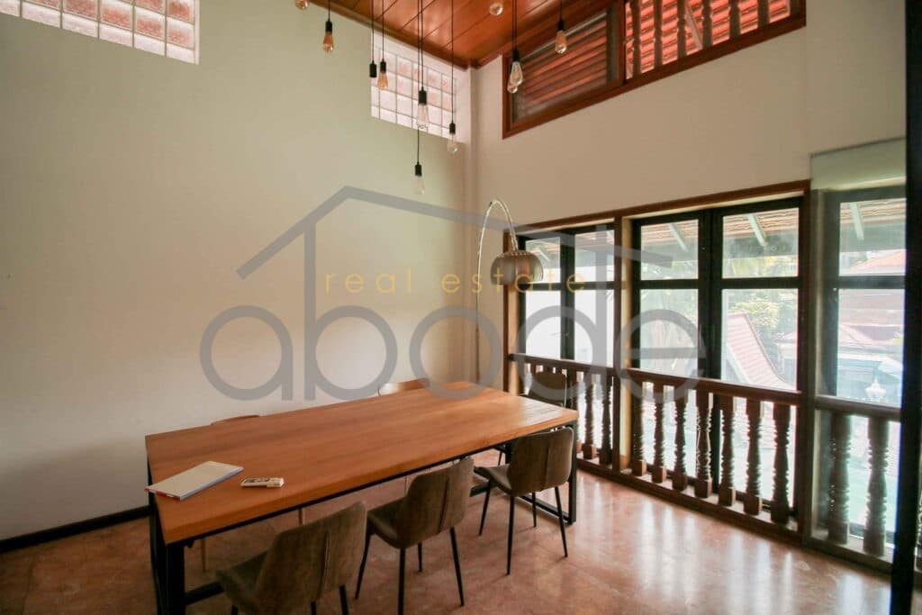Large villa for rent Daun Penh central Phnom Penh