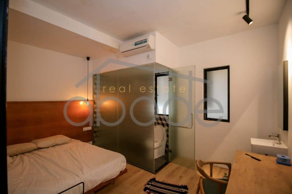 Large villa for rent Daun Penh central Phnom Penh