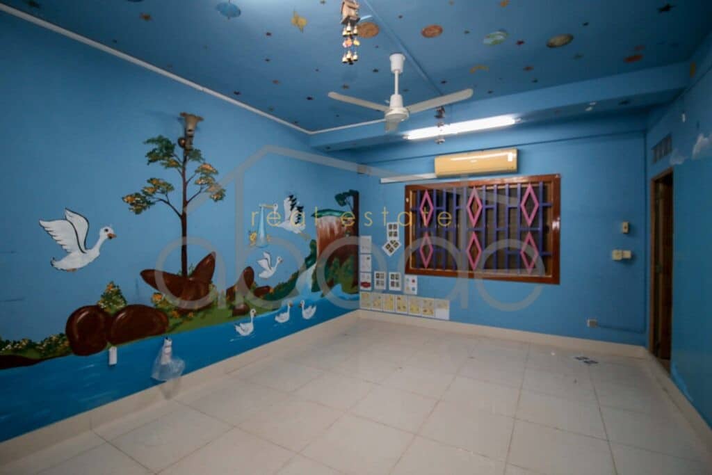 Large villa for rent near BKK Chaktomuk central Phnom Penh for rent
