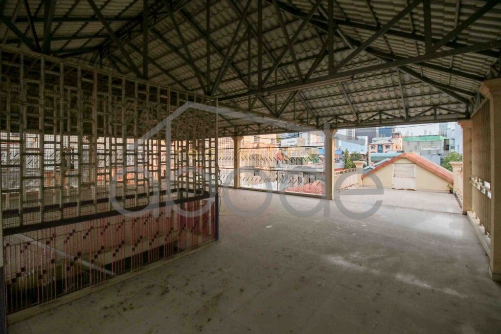 Large villa for rent near BKK Chaktomuk central Phnom Penh for rent