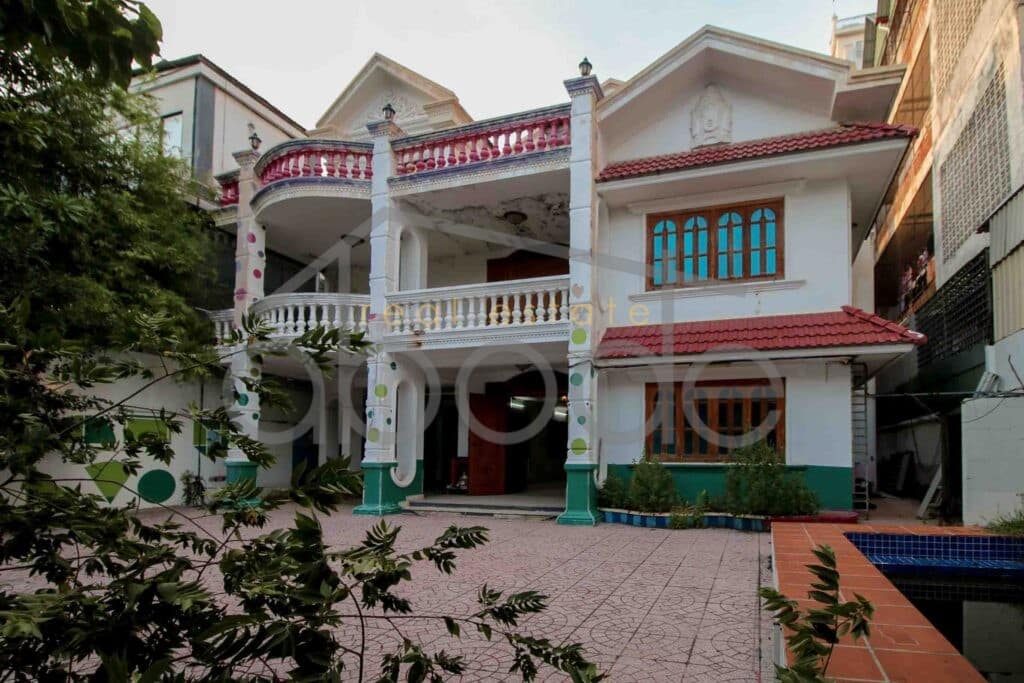 Large villa for rent near BKK Chaktomuk central Phnom Penh for rent